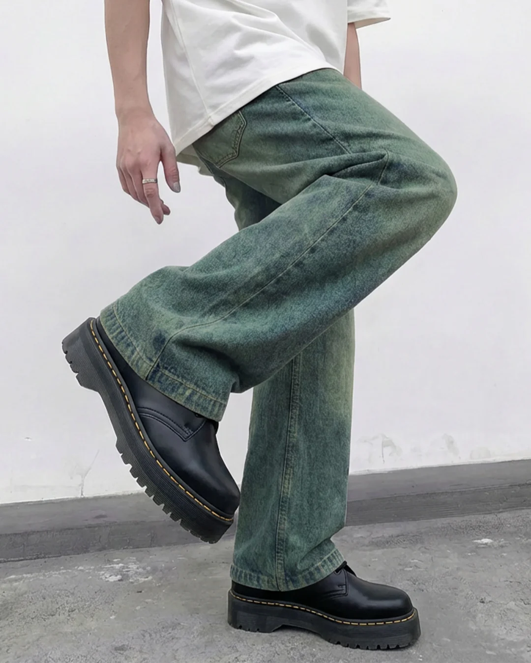 Antique Blue Wide Flared Jeans - Image 7