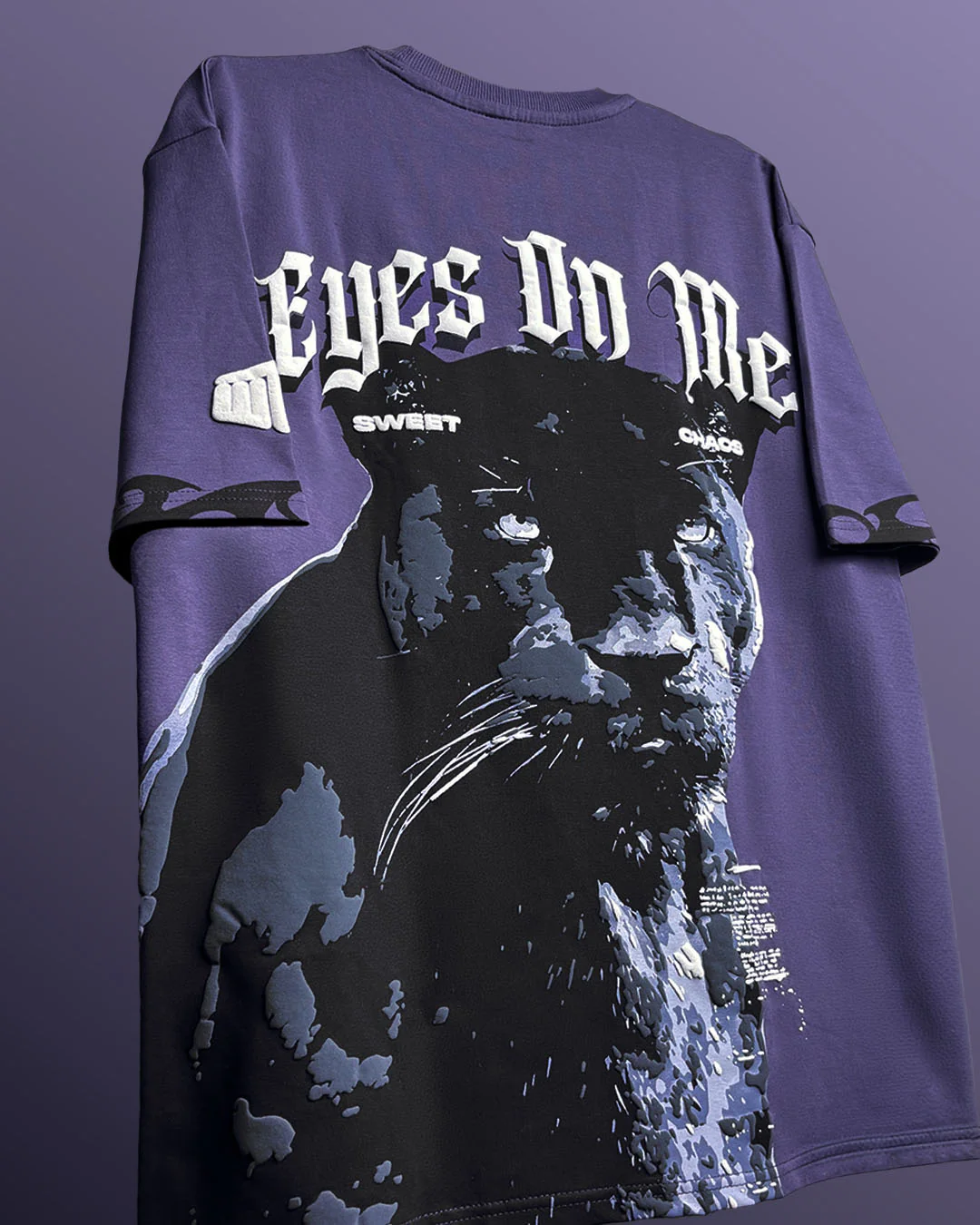 Eyes On Me Heavyweight T-shirt - Image 3