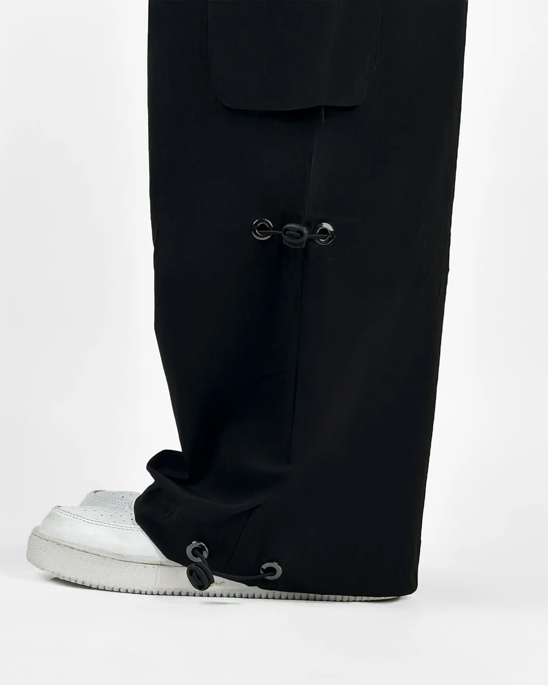 Loadout Black Parachute Pants - Image 6