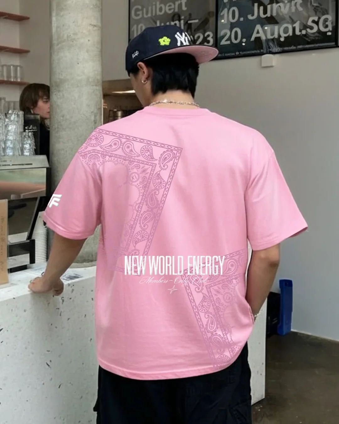 New World Energy Pink Oversized T-shirt - Image 4