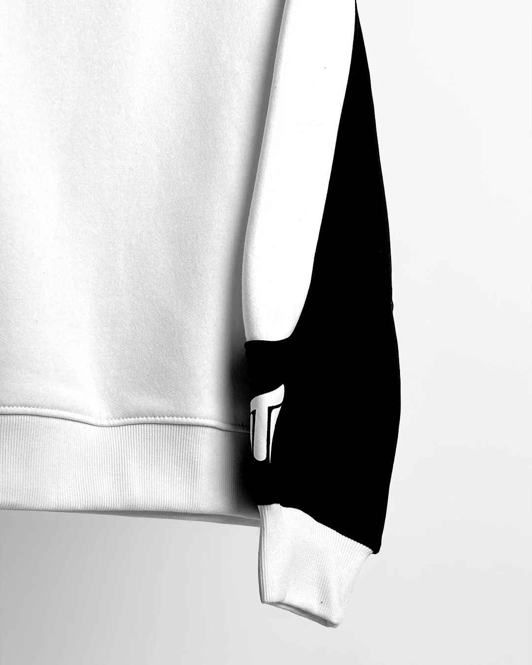 Paradise Oversized White Sweatshirt - Image 7