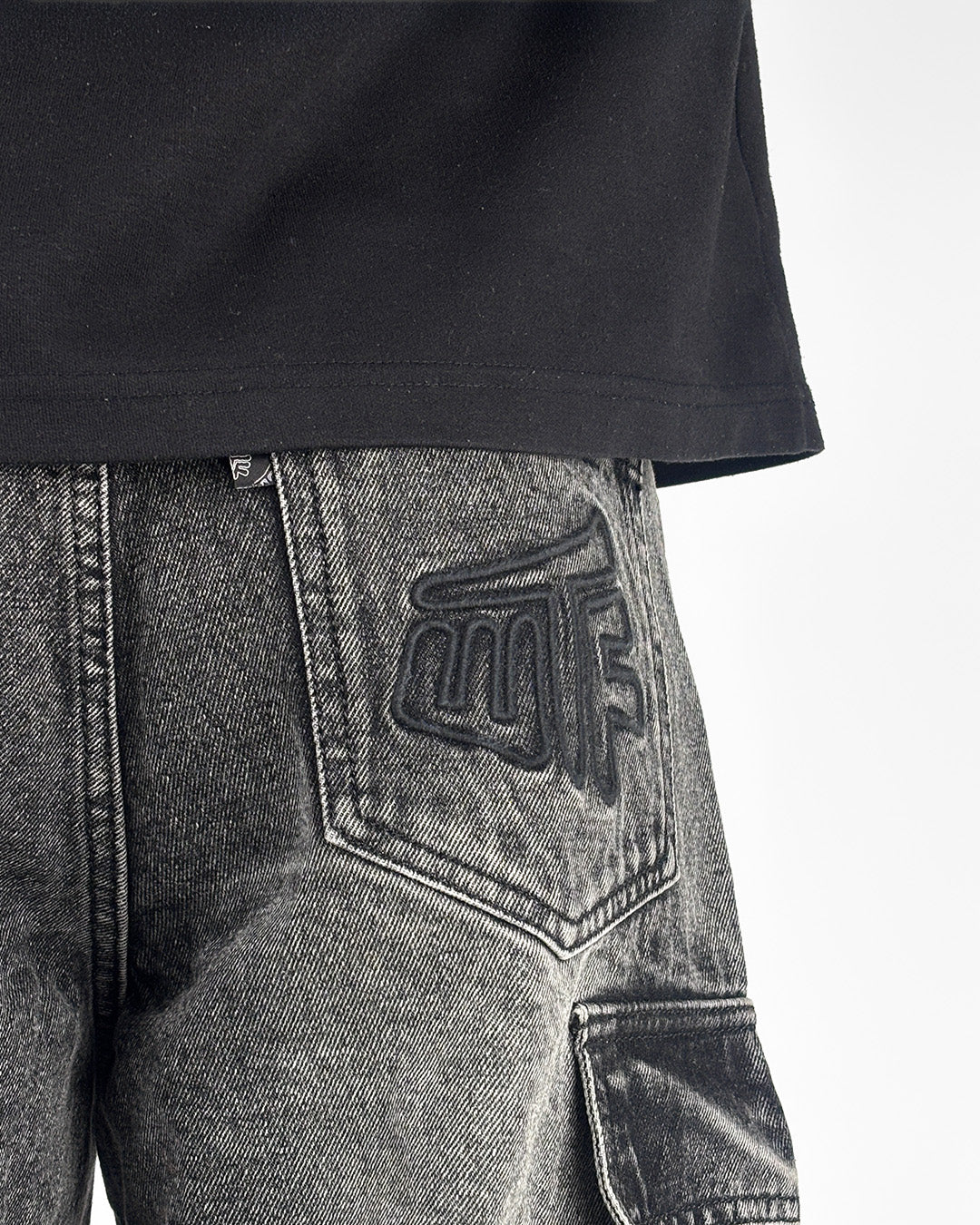 Stash Pocket Cargo Baggy Jeans - Image 10