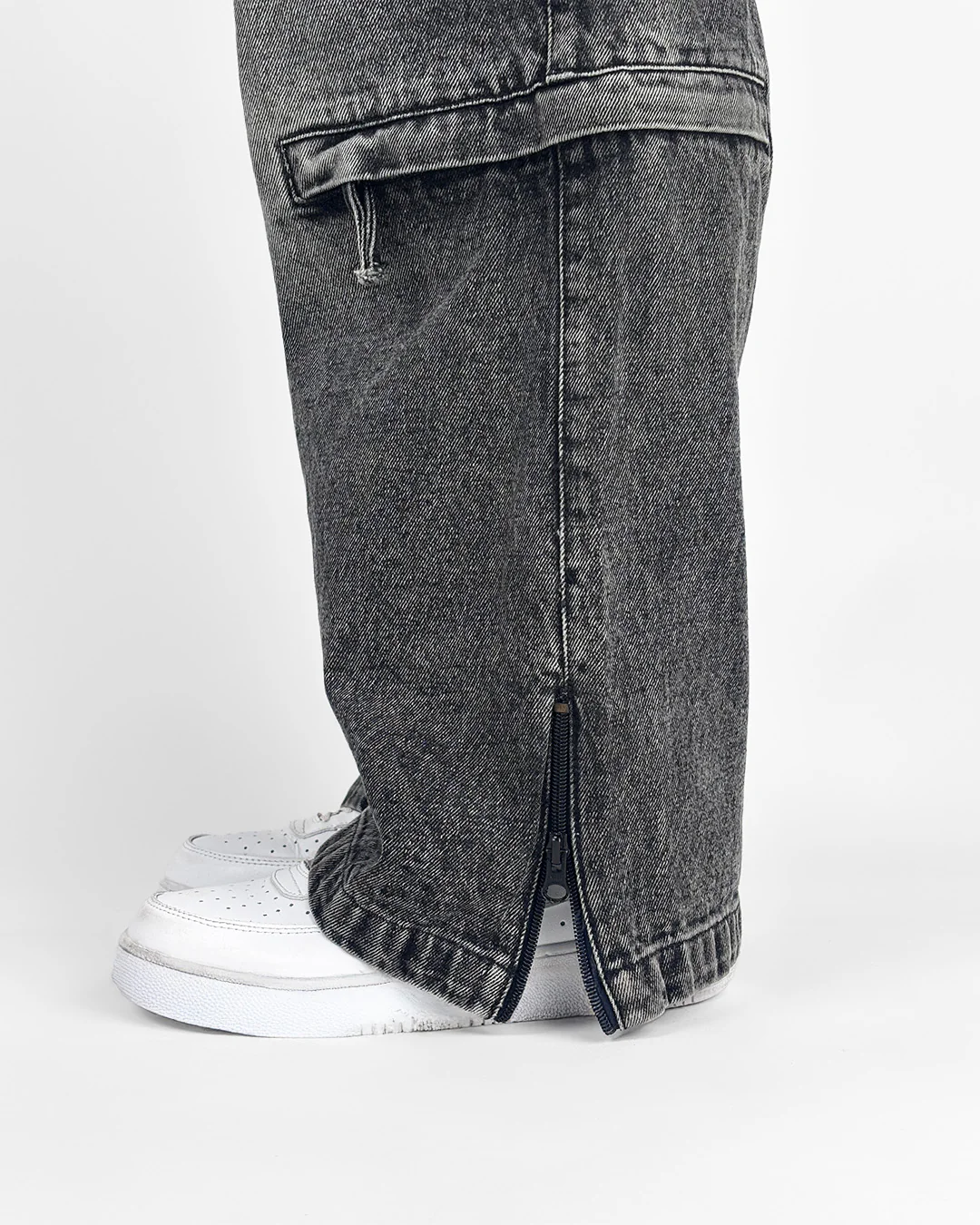 Stash Pocket Cargo Baggy Jeans - Image 9